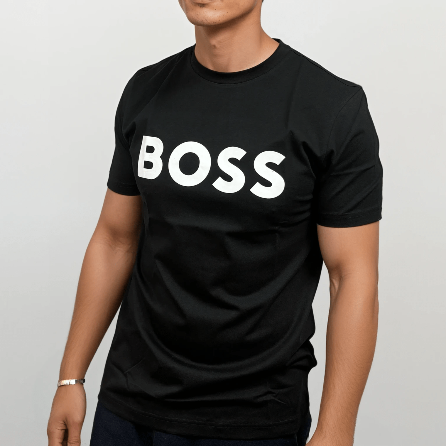 Hugo Boss Thinking 1 Logo T-Shirt in Black