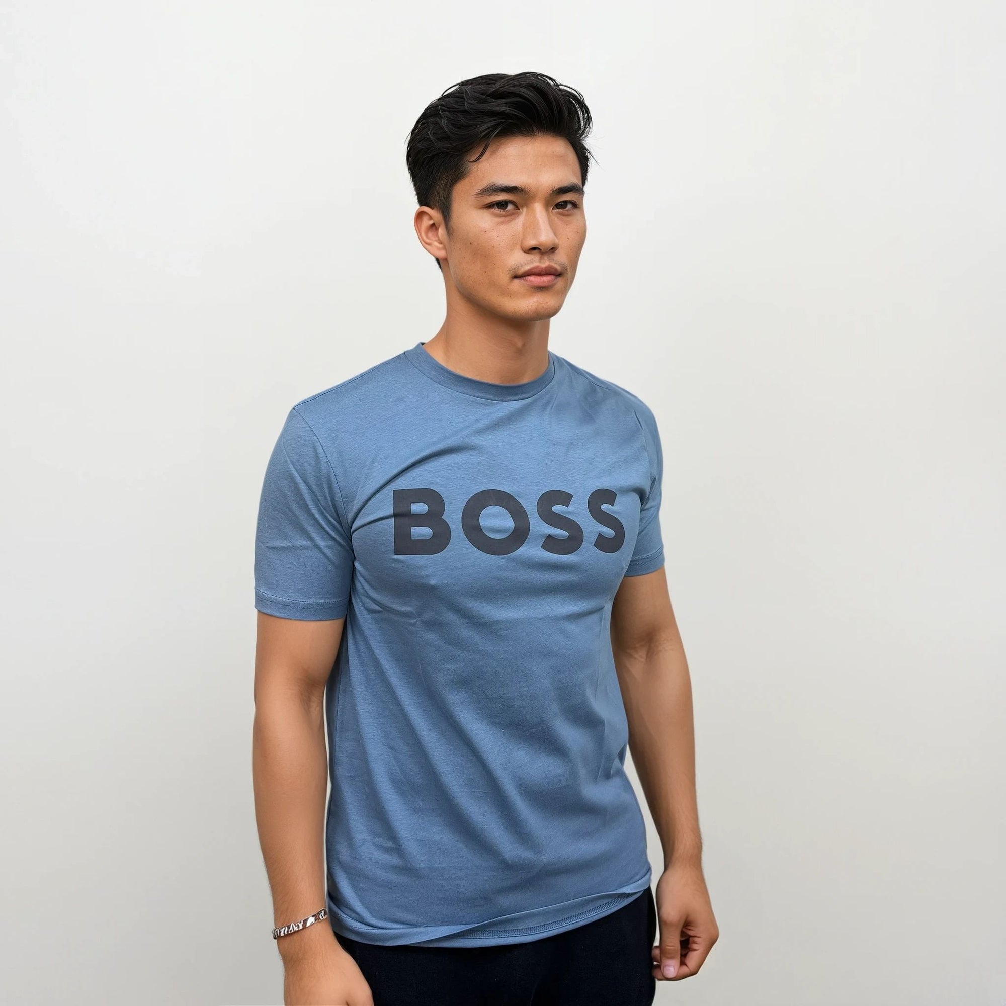 Hugo Boss Thinking 1 Logo T-Shirt in Blue