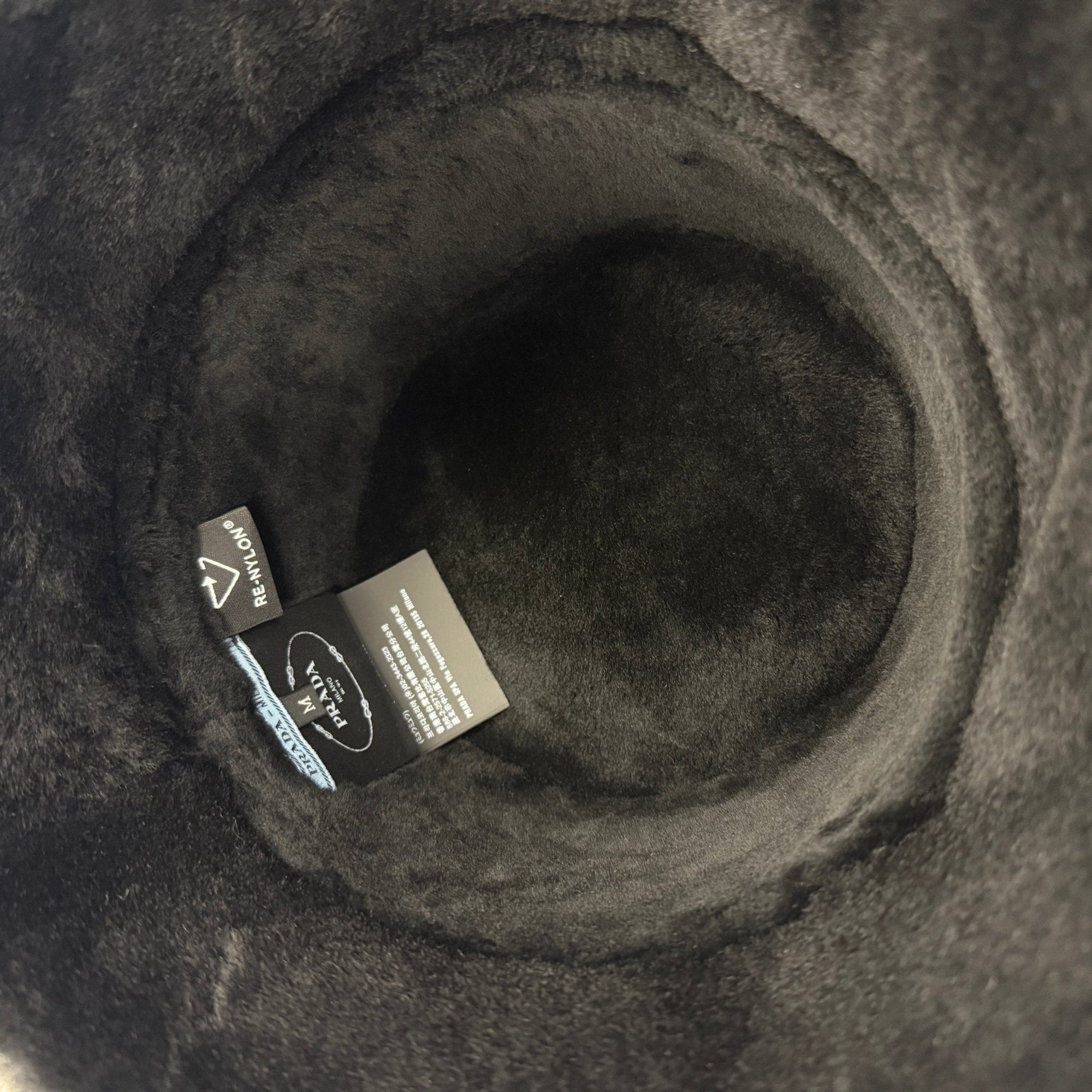 Re-Nylon and Shearling Bucket Hat in Nero